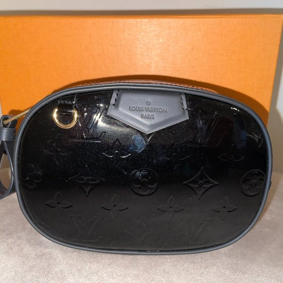 Louis Vuitton Handbags - Louis Vuitton Belt Bag